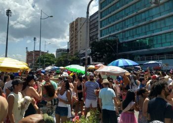 Carnaval com sol e possibilidade de chuva em alguns locais do ES