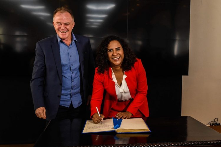 Jaqueline Moraes assume governo interinamente nesta sexta-feira (20)