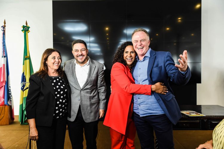 Jaqueline Moraes assume governo interinamente nesta sexta-feira (20)