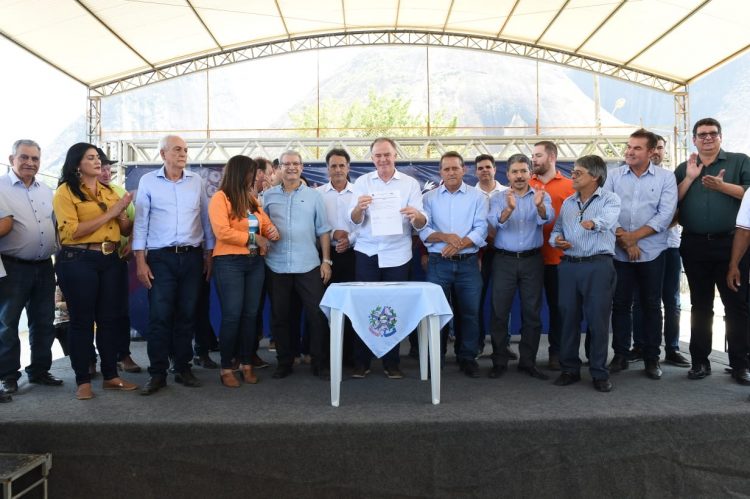 Governo entrega implantação e pavimentação dos acessos a oito pontes em Nova Venécia