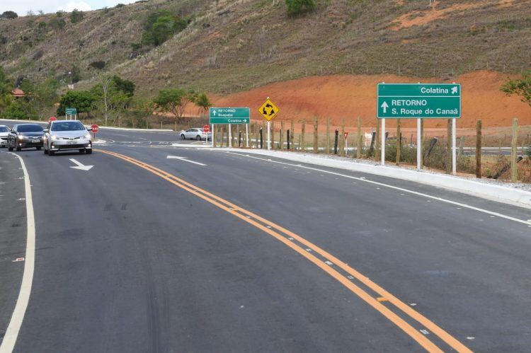 Governo do Estado entrega rodovia e equipamentos agrícolas em Colatina