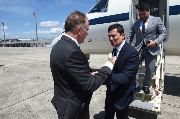 Ministro Sérgio Moro elogia Programa Estado Presente em Defesa da Vida