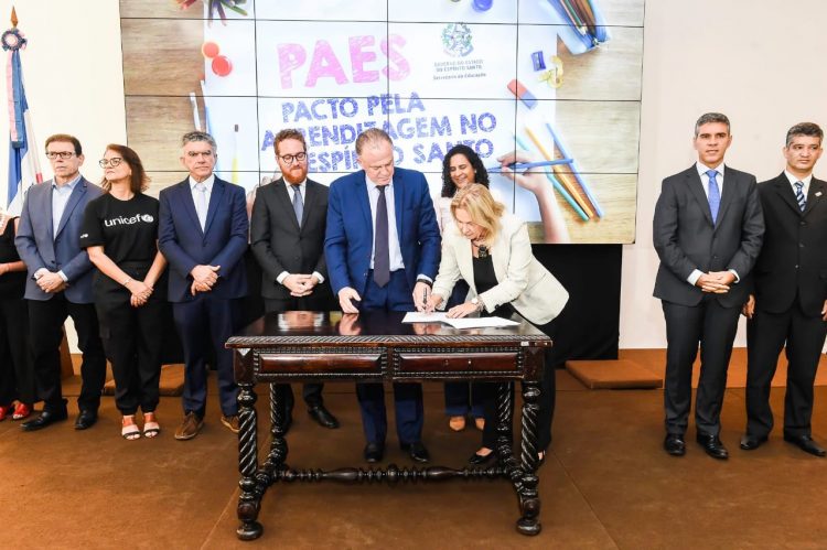 Governo faz repactuação do Paes e adesão atinge 100% dos municípios capixabas