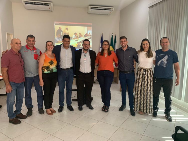 Cresol realiza café empresarial em Vila Valério