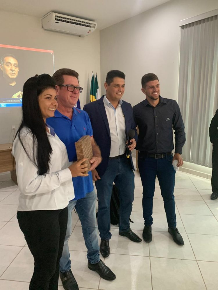 Cresol realiza café empresarial em Vila Valério