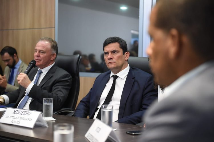 Governador apresenta o programa Estado Presente em Defesa da Vida ao ministro Sérgio Moro