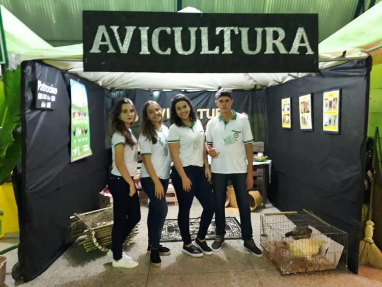 “Feira de Agronegócio, Ciências e Cultura” é realizada em escola de Rio Bananal
