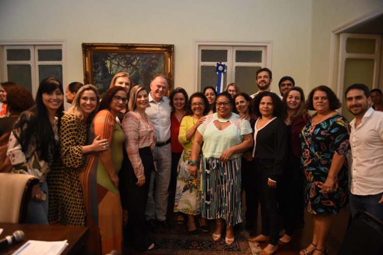 Governo do Estado lança Programa de Qualificação e Comissão de Estudos afro-brasileiros