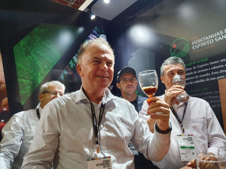 Casagrande participa da Semana Internacional do Café, em Minas Gerais