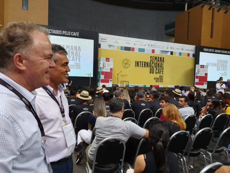 Casagrande participa da Semana Internacional do Café, em Minas Gerais