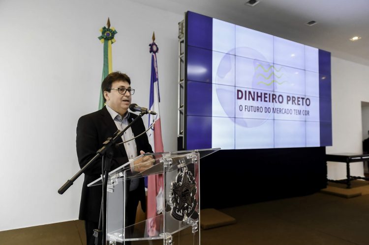 Empreendedorismo feminino e bancarização da parcela negra são temas do Circuito de Palestras Banestes