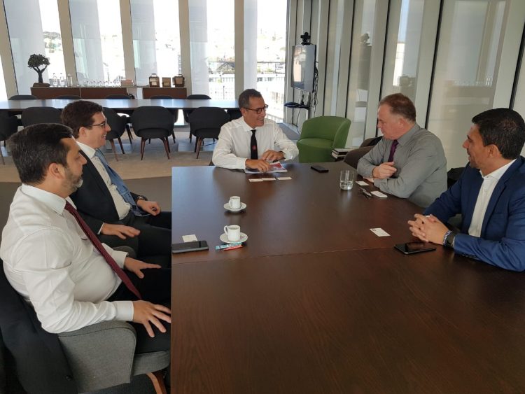 Renato Casagrande se reúne com investidores em Portugal