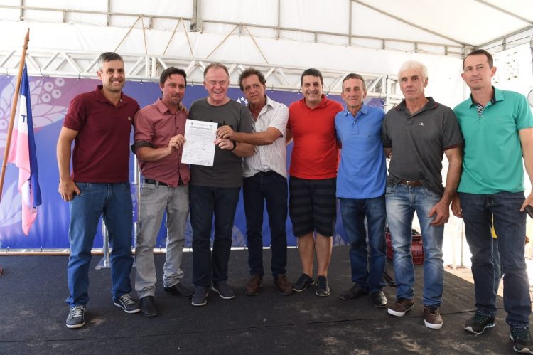 Governador autoriza reinício das obras na Rodovia ES-475 entre Castelo e Vargem Alta