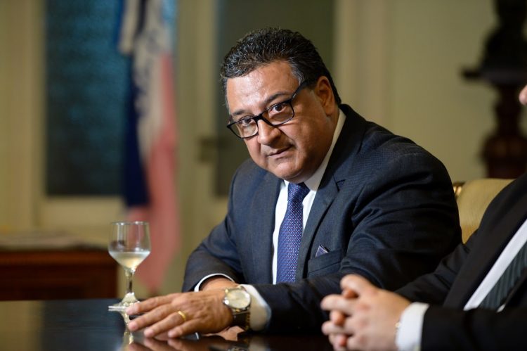 Governo do Estado anuncia entrega de 1020 novas armas à Polícia Civil