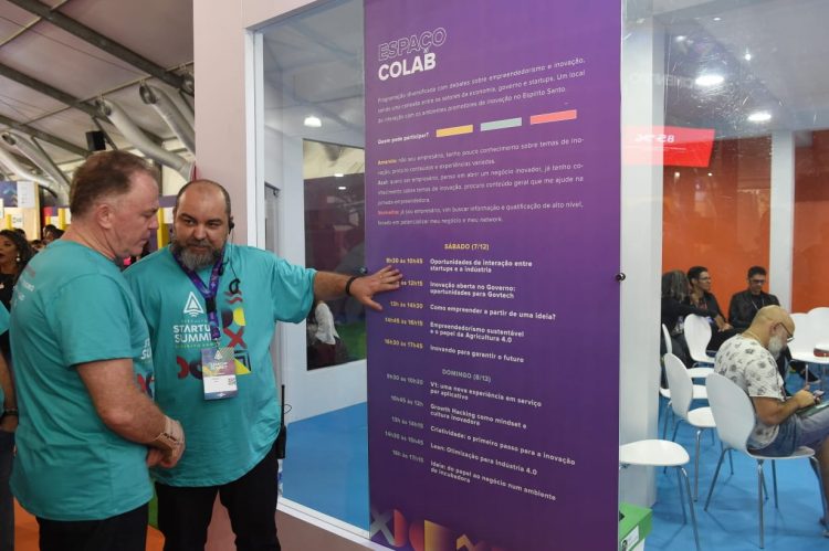 Governador visita evento de inovação e empreendedorismo em Vitória
