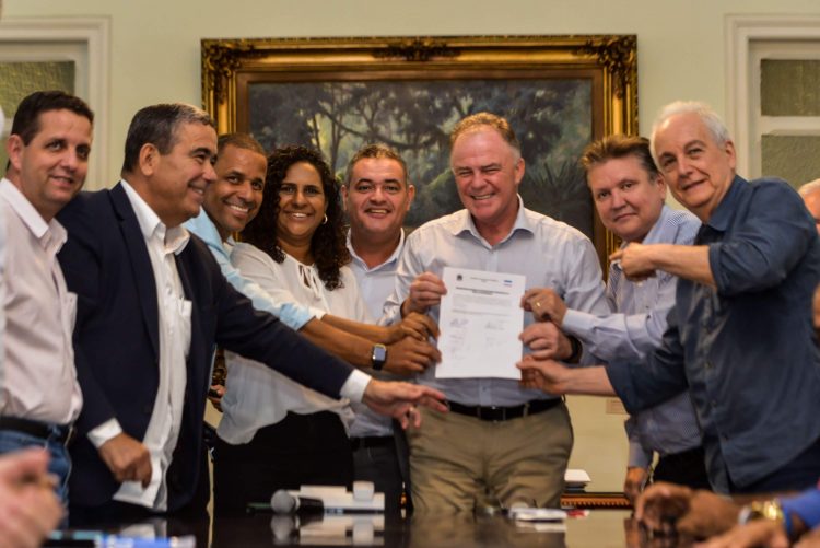 Estado autoriza início da construção de muro de contenção em Cariacica