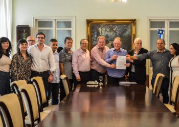 Governo do Estado assina convênio para restauro de museu em Muqui