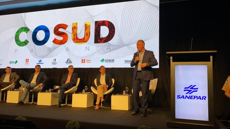 Governador Casagrande participa do sexto encontro do Cosud, no Paraná