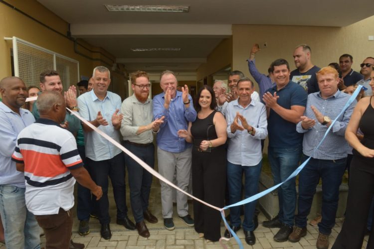 Governo do Estado entrega obra de reforma e ampliação da EEEFM João Bley, em Castelo