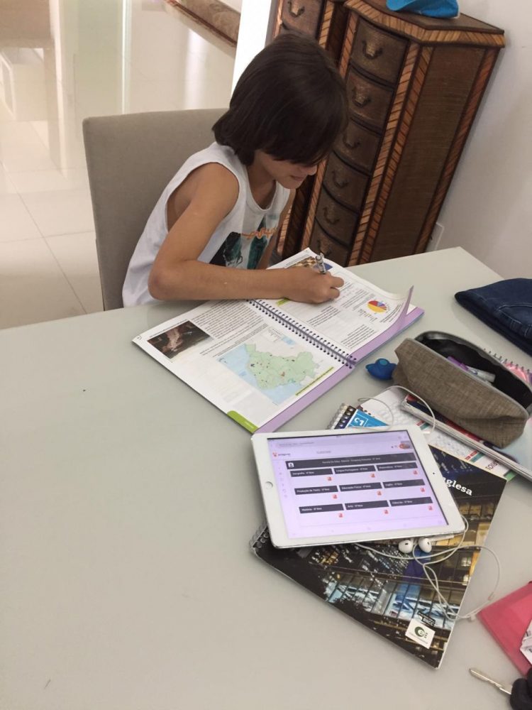 Cooperativa Educacional oferece aulas EAD na quarentena