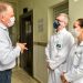Governador acompanha construção de novos leitos no Hospital Silvio Avidos, em Colatina