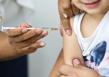 Estado alerta sobre rotina de vacinação durante pandemia
