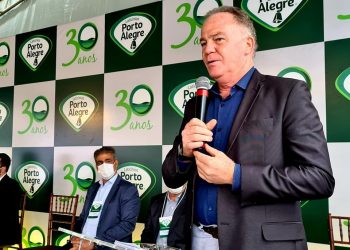 Governador participa da inauguração de fábrica de laticínios em Rio Novo do Sul