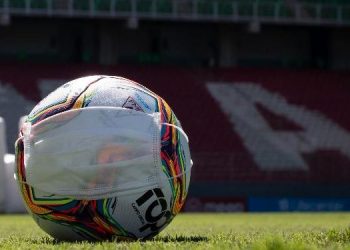 Colômbia vence e continua na briga por uma vaga no mundial
