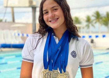 Atleta capixaba participa de campeonato de natação em Brasília
