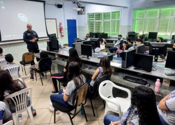 Papo Responsa retoma atividades presenciais em escolas públicas e particulares