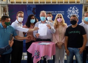 Governador autoriza construção de quadra poliesportiva em escola estadual em Vitória
