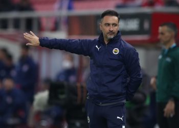 Fim da espera: Corinthians anuncia o técnico português Vitor Pereira