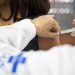 Vacina contra HPV e meningite: governo amplia grupos de crianças que podem tomar