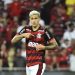 Flamengo derrota São Paulo no Maracanã e chega à final