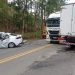 Acidente entre carro da Prefeitura de Colatina e caminhão deixa morto e ferido na BR-259