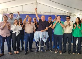 Governo do Estado inaugura obras e anuncia novos investimentos em Muqui