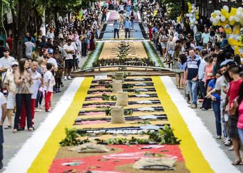 Corpus Christi: tradicionais tapetes vão colorir as ruas de Castelo