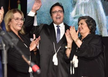 Francisco Berdeal toma posse como procurador-geral de Justiça