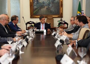 Governador realiza primeira reunião do Estado Presente com gestores da Segurança Pública