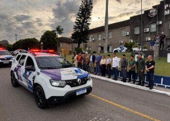 Estado reforça combate à violência contra a mulher com entrega de novas viaturas à Polícia Militar