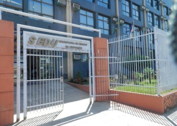 Governo amplia equipes nas escolas estaduais e reforça políticas de formação integral