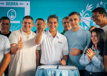 Governador inaugura ciclovia e autoriza quase R$ 50 milhões em novas obras na Serra